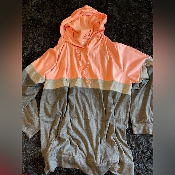 NWOT women’s 2Xl long sleeve shirt with front pocket - Picture 1 of 4